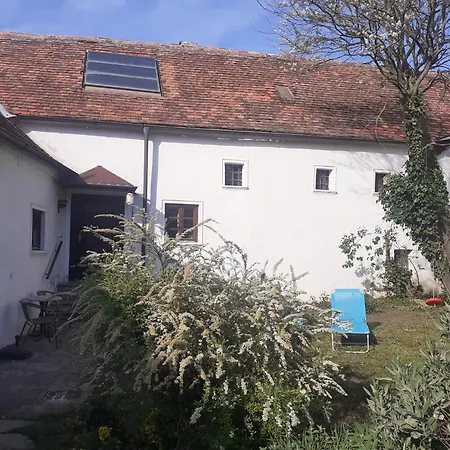 Rosenwohnung Appartement Frauenhofen