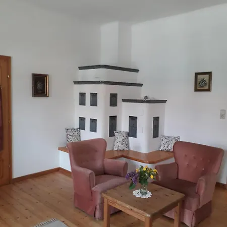 Rosenwohnung * Frauenhofen